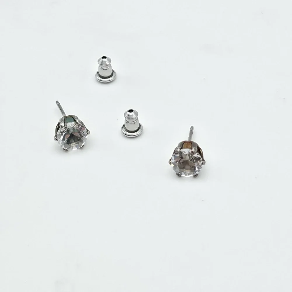 Vintage Genuine SWAROVSKI Earrings Clear Austrain Crystal Studs Silver Plate‎